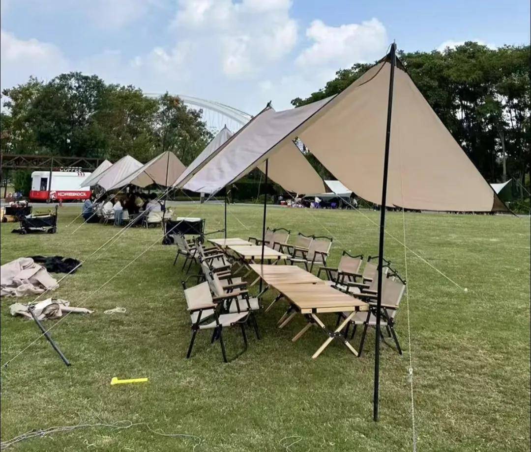 年轻人靠“租”爆改十一假期AG真人百家家乐平台抠门的(图3)