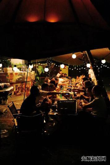 解锁户外休闲新体验AG真人秋日露营热